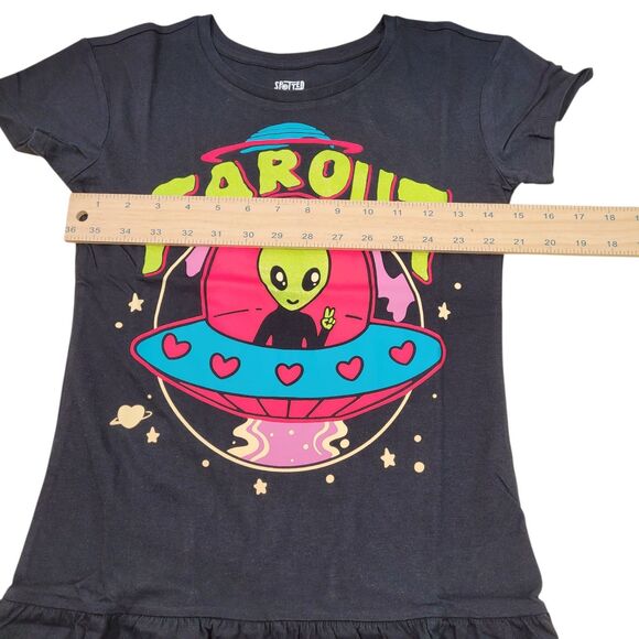 Spotted Zebra Girl Far Out Spaceship Lovely Alien Black Dress Size Medium(8) - Picture 8 of 9